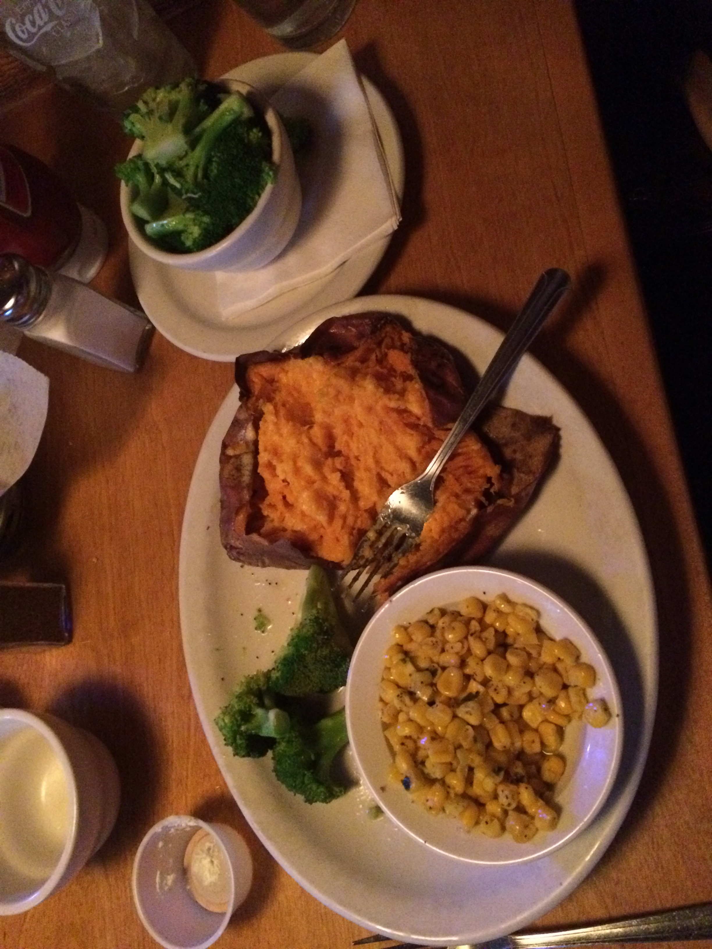 So you’re going to Texas Roadhouse for dinner… | Happy, Healthy, Plant